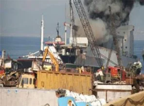 Tuzla'da gemi yangını