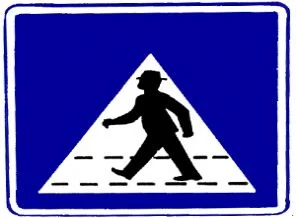 Yayalara yol vermeyen sürücü yandı!
