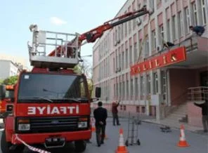 Yine bir T.C. tabela krizi daha!