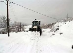 Zigana Dağı'na kar yağdı