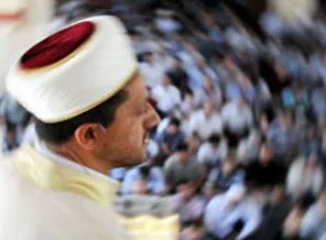 '10 yıl sonra Hristiyanlar Müslüman olacak'