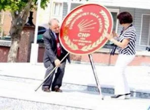 19 Mayıs çelengine ceza