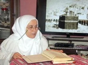 63 yaşında Kur'an-ı Kerim'i öğrenince hayatı değişti
