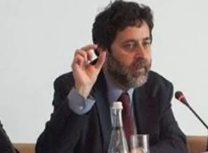 AB: Türkiye 'paralel müzakere' yapmalı