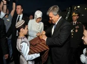 Abdullah Gül Türkmenistan'da