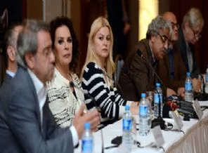 Akil İnsanlar Heyeti durdurak bilmiyor