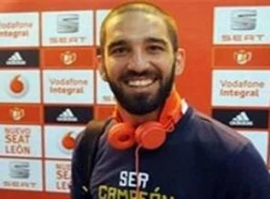 Arda Turan için Chelsea'ye transfer iddiası