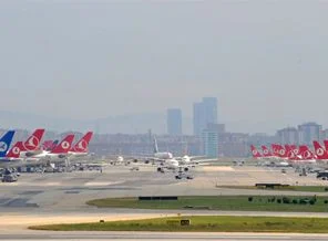 Atatürk Havalimanı'nda 'poşet' alarmı