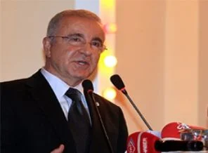 Aysal: Bir yönetici alkışa hazır değiliz diyorsa, hiç yönetici olmasın