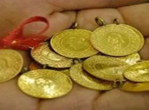 Bağışlanan kıyafetten 1 kese altın çıktı