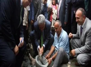 Bakan Yazıcı 'Pileki taşı' oydu