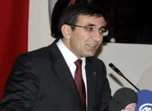 Bakan Yılmaz ilk kez geldigi şehre hayran kaldı