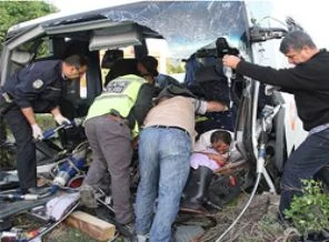 Bilecik'te trafik kazası: 33 yaralı