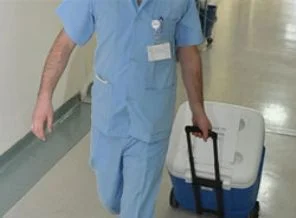 Böbrek nakli ile hayata tutundu