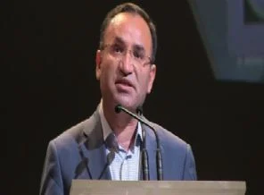 Bozdağ: Kamu ayağı soruşturulmalı
