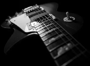 Bu gitarın değeri 408 bin dolar!