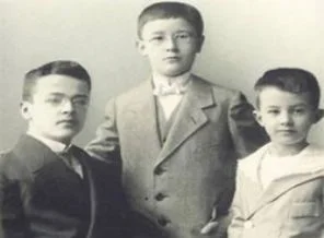 Büyüdü!12 milyon kişiyi öldürdü... (Foto Galeri)