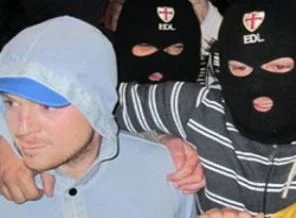 Camilere saldırıp Müslüman avına çıktılar!