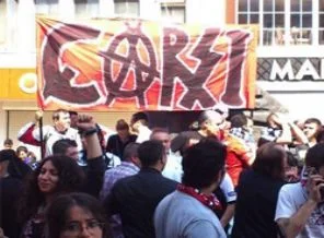 Çarşı'dan 1 Mayıs sloganı