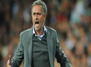 Chelsea'den Jose Mourinho'ya servet