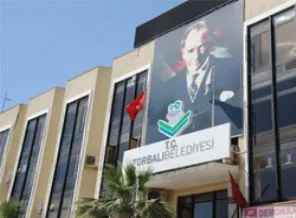 CHP'li Torbalı Belediyesi'nde T.C krizi