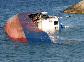 Çin'de gemi alabora oldu: 6 ölü