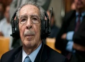 Darbeci liderin mahkûmiyet kararı bozuldu