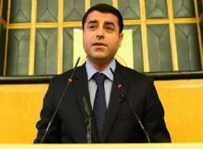 Demirtaş: Lazkiye Kürt özerk bölgesinde yer alırsa