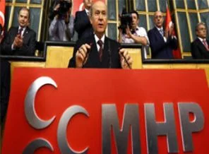 Devlet Bahçeli Erdoğan'ı topa tuttu
