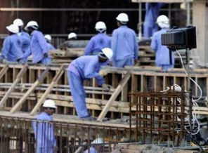 Dubai'de inşaat işçileri greve gitti
