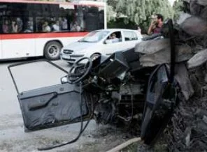 E-5'i savaş alanına çeviren kaza