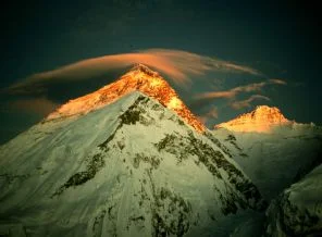 Everest'in de buzulları eriyor