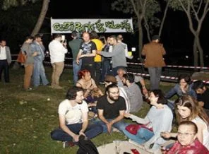 Eylemciler yine Taksim Gezi Parkı'nda sabahladı