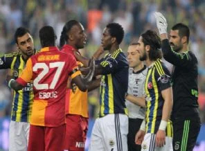 F.Bahçe'den sert pankart tepkisi!