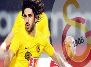 Galatasaray ilk transfer bombasını patlattı