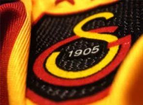 Galatasaray o ismi istifaya çağırdı