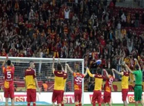 Galatasaray Şükrü Saraçoğlun'da rekor peşinde