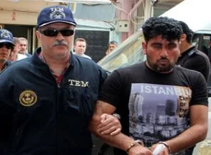 Gözaltına alınan 8 kişi adliyede