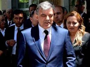 Gül'den Demirel'e taziye