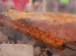 Harward'lı Preston, Adana Kebabı satacak