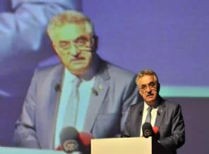 Hayati Yazıcı: Milletvekili de gaz yer!