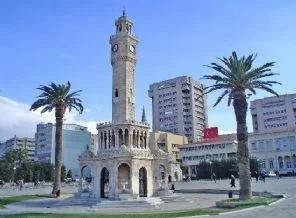 Hükümetten İzmir Valiliği için süpriz atama!