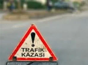 İzmir'de trafik kazaları: 2 ölü, 1 yaralı