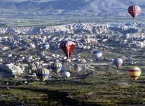 Kapadokya'da, ölümlü kazanın nedeni, 'yoğun balon trafiği' mi?