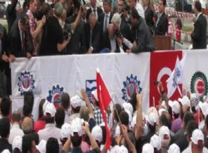Kardemir işçisine yüzde 42 zam