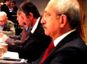 Kılıçdaroğlu 'barış'ı dinliyor