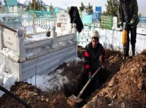 Kızıltepe'de kayıp iki kişi için kazı yapılıyor