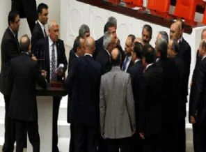 Küfürler tutanak tartışması çıkarttı