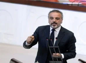 Meclis'te 'kim ihanet etti' tartışması