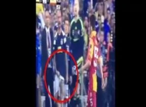 Meireles'ten Sabri'ye ahlaksız hareket!